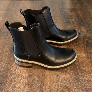 Universal Thread Celina Boots